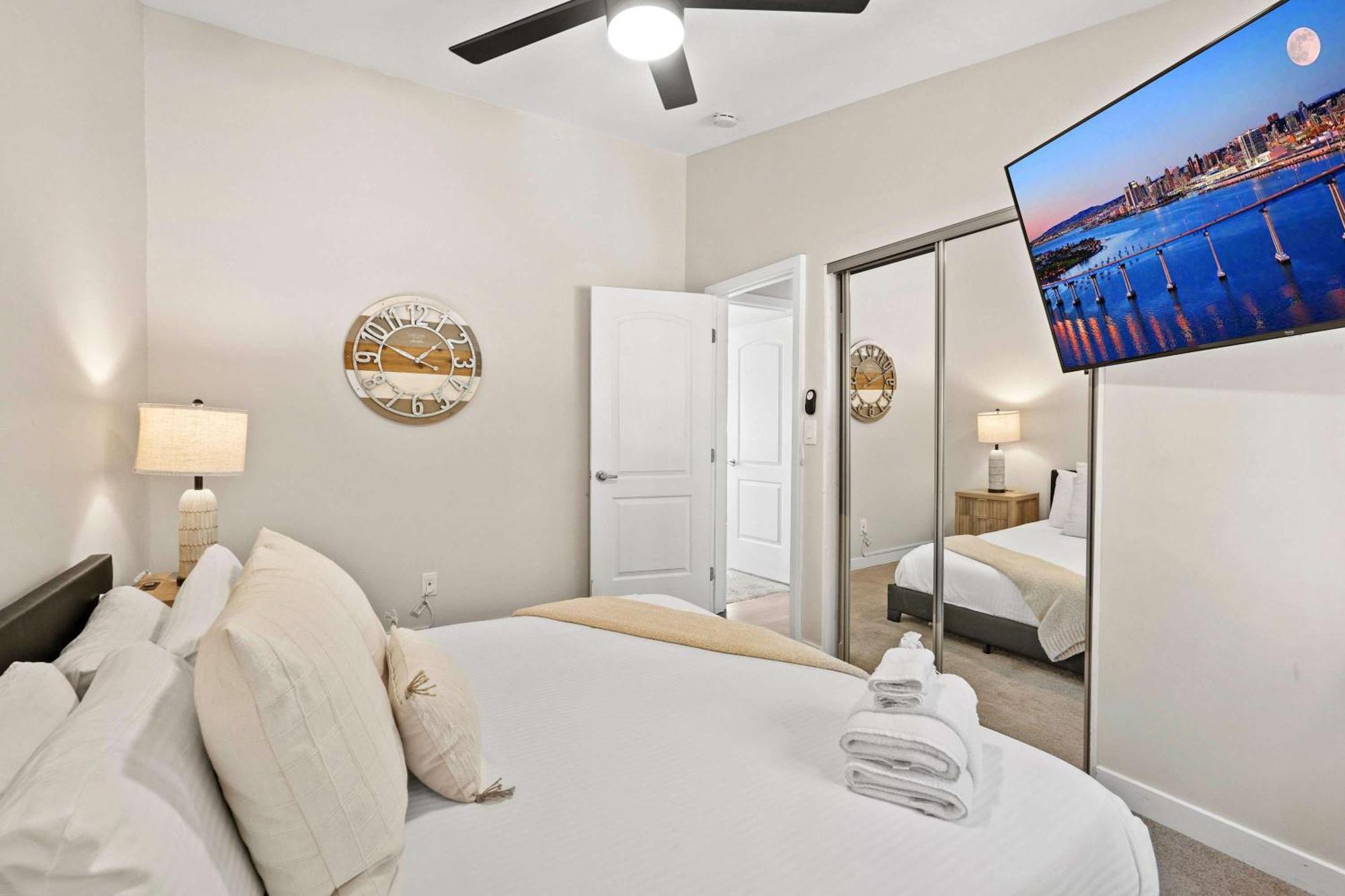 Holiday home 15 Min To And Zoo - Hot Tub - Cozy Fire Pit San Diego
